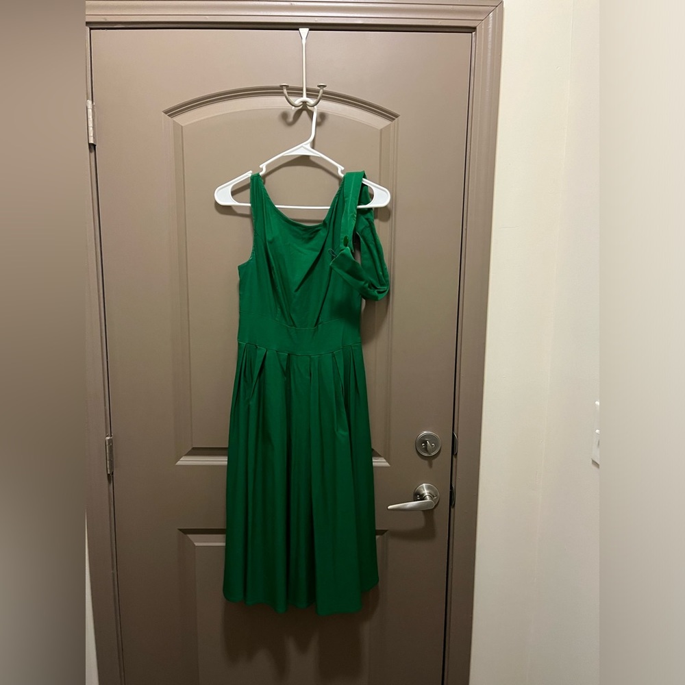 Women’s dress midi